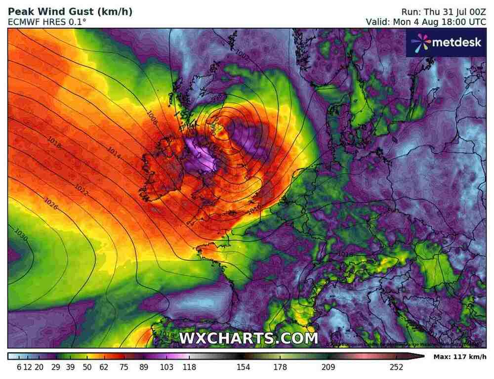 Nadciągną ogromne wichury do zachodnio środkowej Europy w sierpniu 2025. Wiatr sięgnie 140 km/h. Cyklon uderzy z zachodu w tych dniach