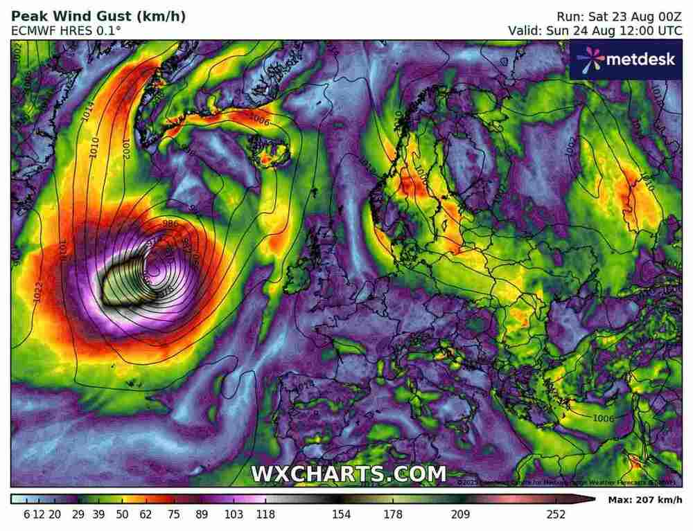 Uderzy ogromny cyklon na zachodzie Europy w sierpniu 2025. Wiatr przekroczy 150 km/h. Będą wichury z byłego huraganu