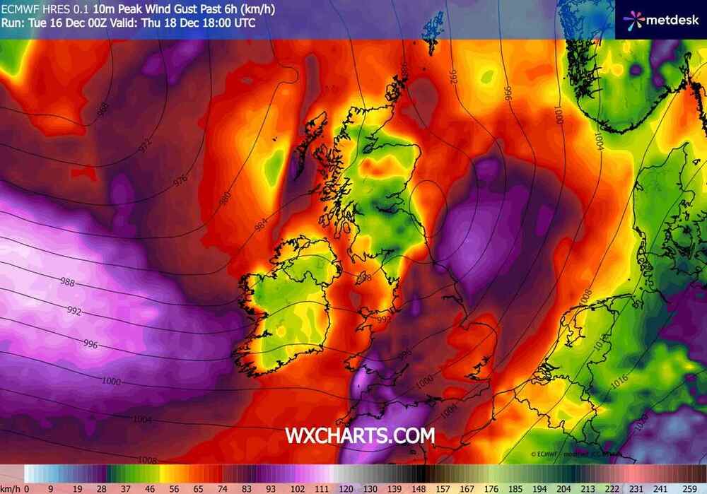 Przejdą wichury na zachodzie Europy w grudniu 2025. Wiatr sięgnie 145 km/h i cyklon odwoła loty oraz odetnie prąd