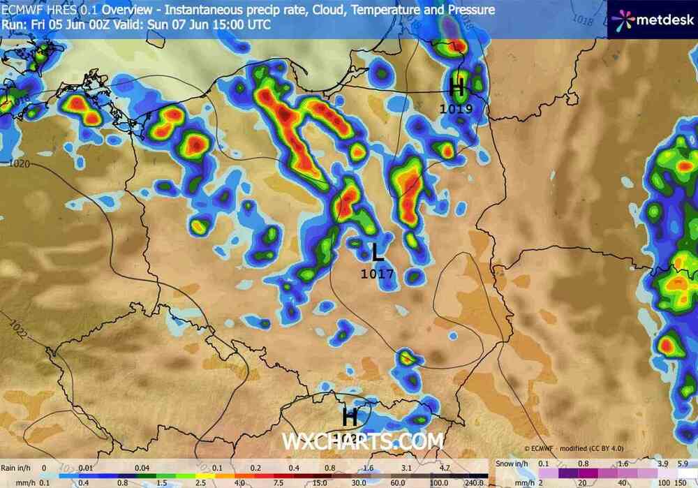 Będą burze z superkomórkami w Polsce. Przyniosą ulewy, wichury i grad. Nawałnice wystąpią przez kilka dni w czerwcu 2026