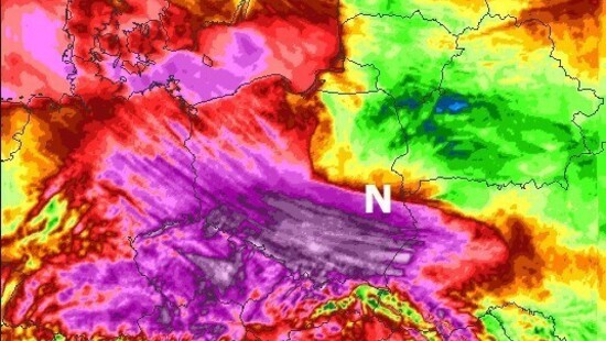 Pogoda. Groźna Julia zbliża się do Polski. Wichura może zrywać dachy i łamać drzewa. Niepokojąca prognoza pogody 23/24 lutego 2020 