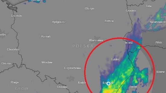Pogoda na dziś 12 lipca. Burze nie wystąpią - zanikające opady deszczu na południowym wschodzie Polski, później pogodnie, ale z temperaturą poniżej normy