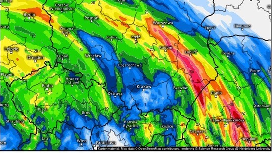 Pogoda. Ulewy i burze nad Polską. Do poniedziałku 28 września 2020 miejscami spadnie ponad 60 mm wody