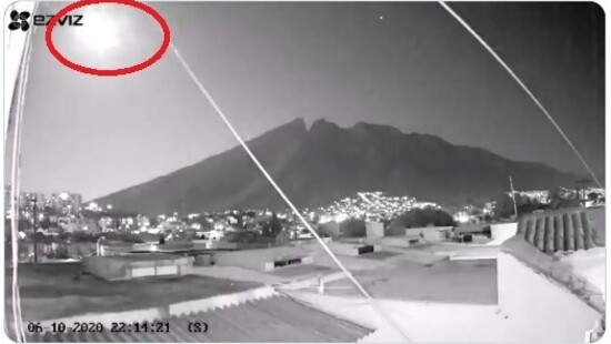 Meteoryt spadł w Meksyku, gdy huragan Delta uderzył w Półwysep Jukatan