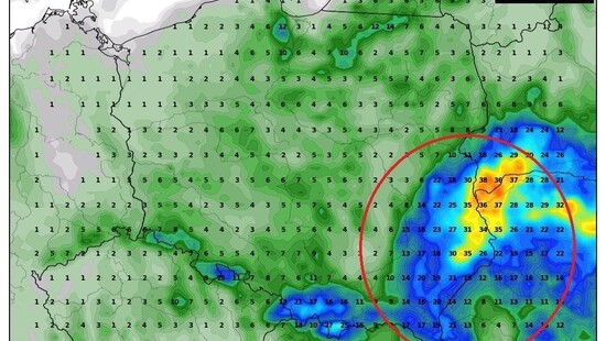 Pogoda w ostatni weekend maja z niską temperaturą. Miejscami popada i zagrzmi, więcej pogodnego nieba na północy Polski