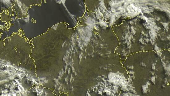 Pogoda na 9 czerwca 2021. Nadal gorąco i przeważnie pogodnie. Przelotny deszcz i burze, tylko lokalnie