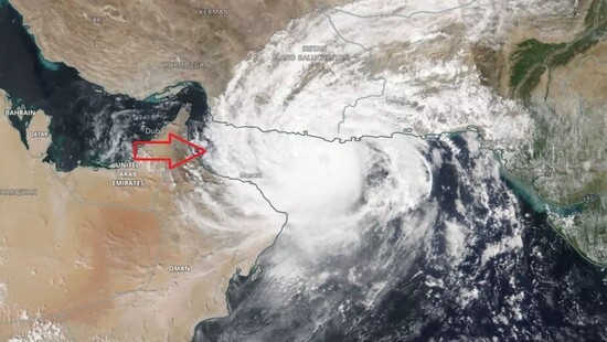 Cyklon uderzy w pustynię. Wystąpi powódź i huraganowy wiatr. To będzie pogodowa katastrofa