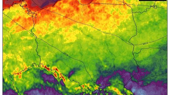 Pogoda na 15 października 2021. Front chłodny z deszczem w Polsce. Silny wiatr na północy oraz w górach