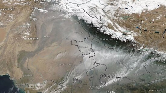 Uderzył gigantyczny smog. Zanieczyszczenie powietrza widać z kosmosu