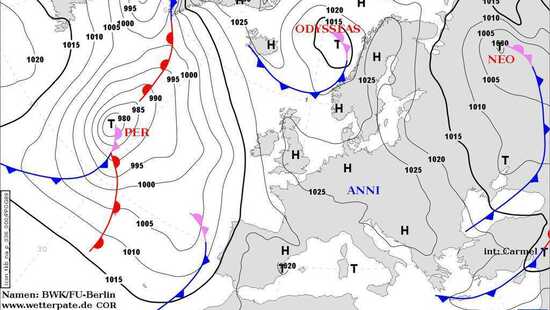 Pogoda na 21 grudnia 2021. Miejscami przelotny śnieg i rozpogodzenia. Mróz w Polsce
