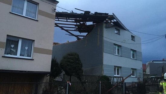 Wichury w Polsce powodują ogromne zniszczenia. Przeszła trąba powietrzna. W prognozach kolejny orkan