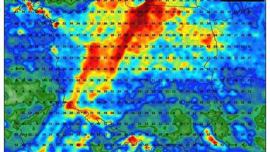 Pogoda na 16 dni. Temperatury rozczarują w Polsce. Możliwe wichury, burze i częstsze opady