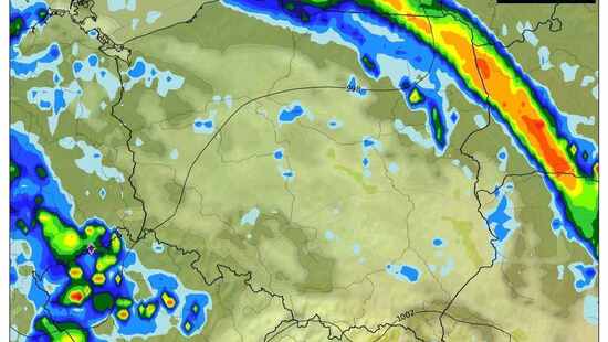 Pogoda na 28 września 2022. Dwie strefy frontowe z deszczem w Polsce. Burze na wybrzeżu. Pogodne regiony również będą