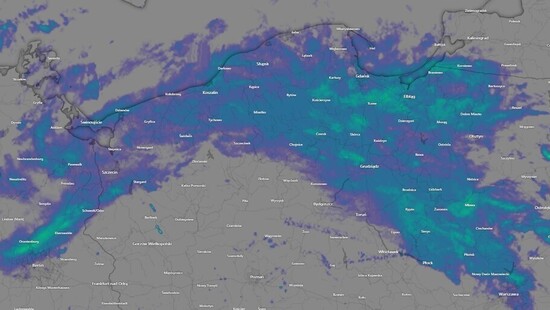 Śnieżyca i gołoledź w Polsce. Ślisko i biało w kilku regionach. Spadnie do 5 cm śniegu