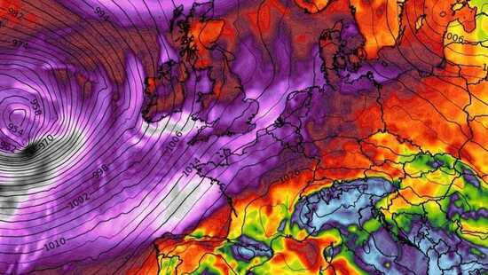 Będą wichury, ulewy i wysokie temperatury. Spadnie śnieg w Polsce. Wróci mroźna zima?