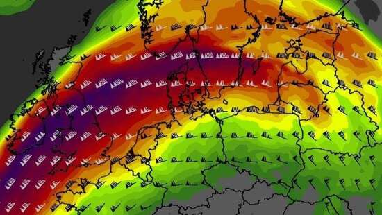 Wiatr przekroczy 70-100 km/h. Wichury pojawią się w Polsce. W tych regionach powieje najsilniej