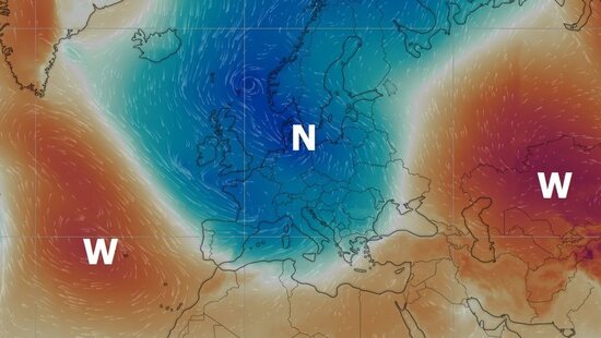 Ciśnienie w Polsce będzie bardzo niskie. Spadnie do 979 hPa. W obszarze niżowym spadnie śnieg i wróci dwucyfrowy mróz