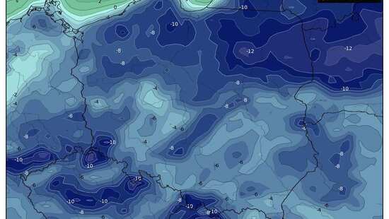 Antycyklon podniesie ciśnienie do 1034 hPa. Będzie większy mróz w Polsce. Temperatura spadnie do -15 stopni