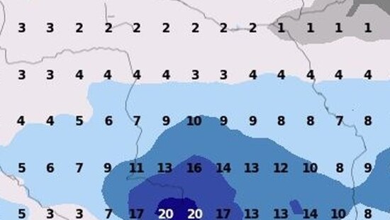 Zima ze śniegiem wróciła do Polski. W tych regionach jest biało. Będą kolejne śnieżyce i burze