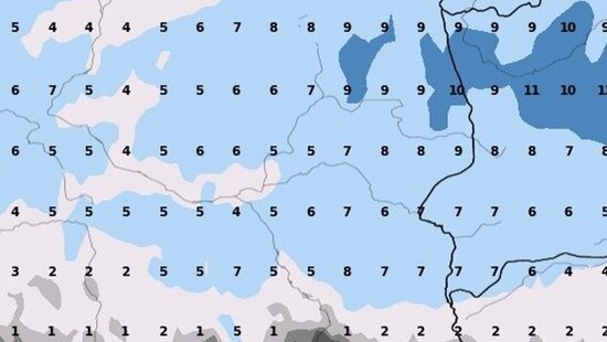 Falujący front sunie przez Polskę. Będą śnieżyce i trudne warunki na drogach. Spadnie do 10 cm śniegu