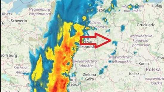 Burze i wichury na froncie suną z zachodu. Wiatr w Polsce przekroczy 60-100 km/h. To będą skutki cyklonu Flurin