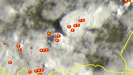 Wielokomórkowe burze nad Polską. Niosą grad, intensywny deszcz i silny wiatr. Możliwa superkomórka w tych regionach
