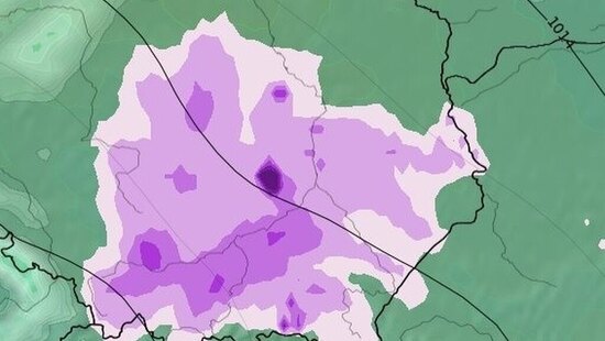 Śnieżyca zasypała polskie miasta. Zalega 20-40 cm śniegu. W tych regionach jeszcze dosypie