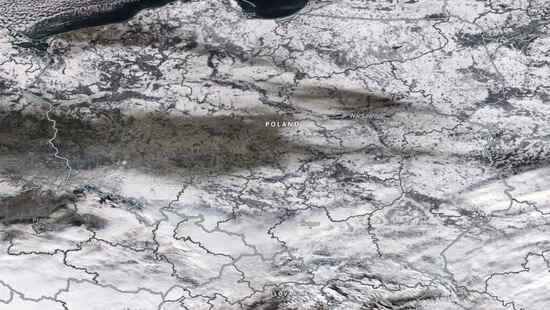 Śnieżyce wrócą do Polski. Satelita ujawnił gdzie jest śnieg. Biała zima szybko nie odpuści