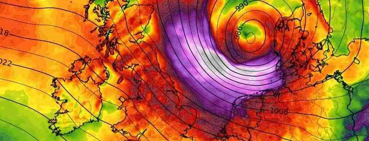 Nadciągną ogromne wichury. Wiatr sięgnie 140 km/h. Cyklon uderzy z zachodu w tych dniach