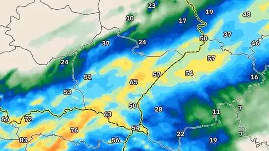 Nagłe oberwanie chmury podtopi domy. Spadnie 100 litrów wody. Ulewy ściągnie niż z południa