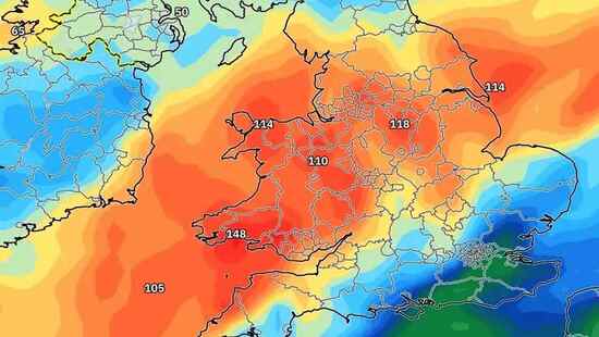 Ulewy zaleją domy. Spadnie 150 litrów wody. Będą oberwania chmury i powodzie błyskawiczne