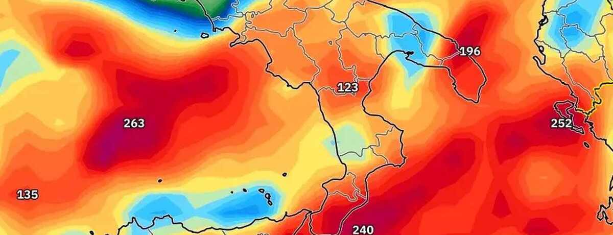 Nagłe oberwanie chmury zaleje domy. Spadnie 240 litrów wody. Ulewy przyniosą powodzie