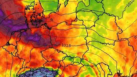 Będą silne wichury. Wiatr sięgnie 110 km/h. Cyklon utrzyma się dłużej na północy
