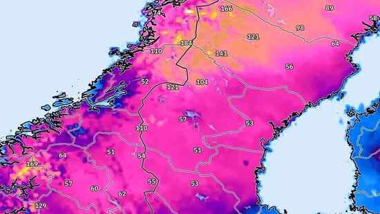 Śnieżyce zasypią drogi. Spadnie 30 cm śniegu. Będzie nawrót zimy na północy