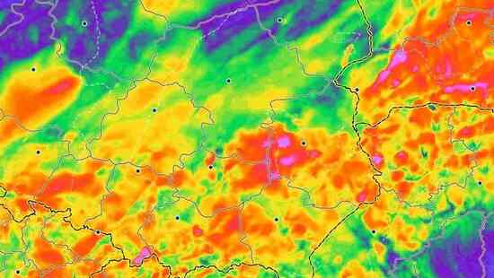 Nawałnice przetną upał. Będą ulewy z gradem i wichurami. Burze odetną prąd