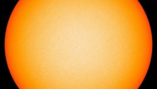 Aktywność słoneczna szoruje po dnie. Luty pierwszym miesiącem od sierpnia 2008 roku bez plam słonecznych