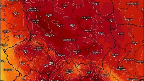 W piątek 26.04 miejscami blisko 30 st. C. i największa koncentracja pyłu saharyjskiego nad Polską