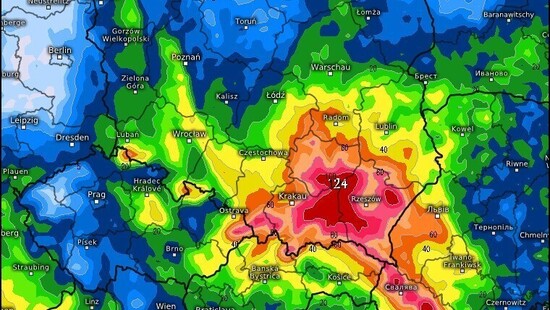 Niż Axel wkroczył nad Polskę. Najnowsza niepokojąca prognoza sumy opadów